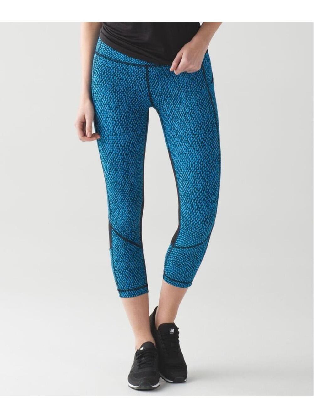 Lululemon Pace Rival Crop SZ 6 Scatter Star Beach Blanket Blue Black Luxtreme